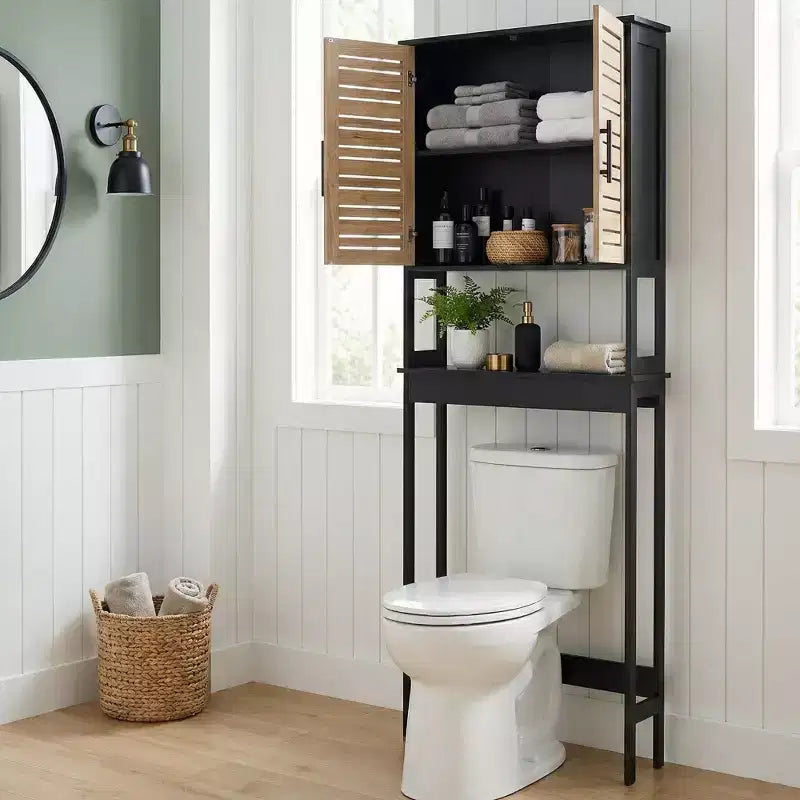 Mobiletto da Bagno Sopra Il WC con Ante a Doppia Ventilazione e Ripiano Aperto, Nero e Marrone - Collezione Bergen